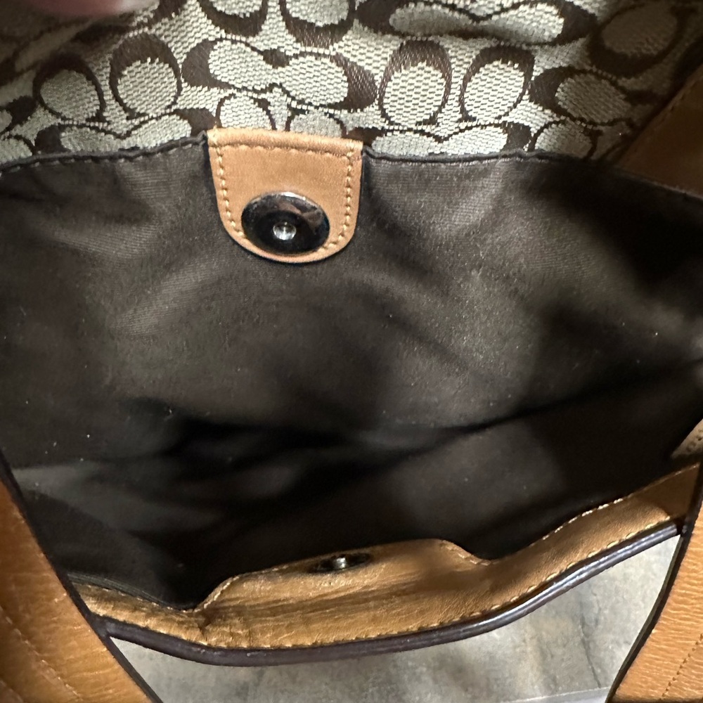 Coach Signature Brown Tote Bag / Diaper bag - Picture 10 of 16